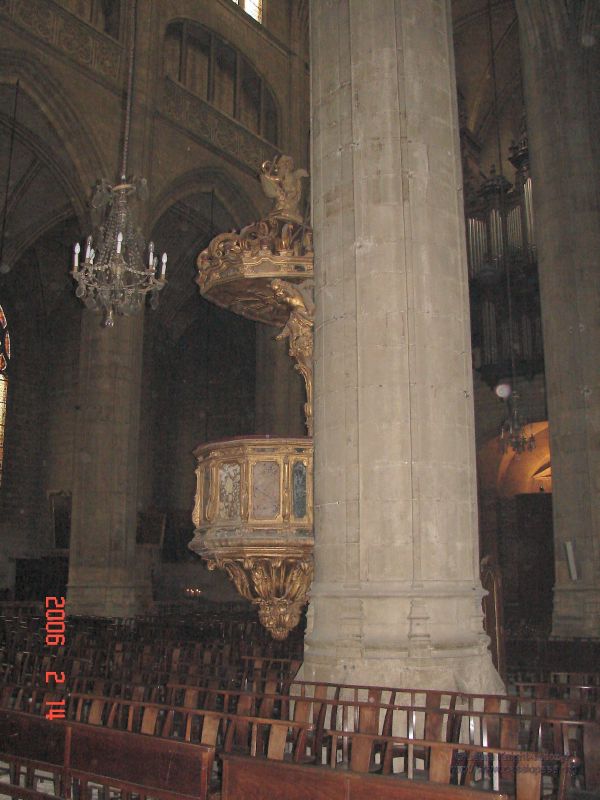 Auch Cathedral Interior