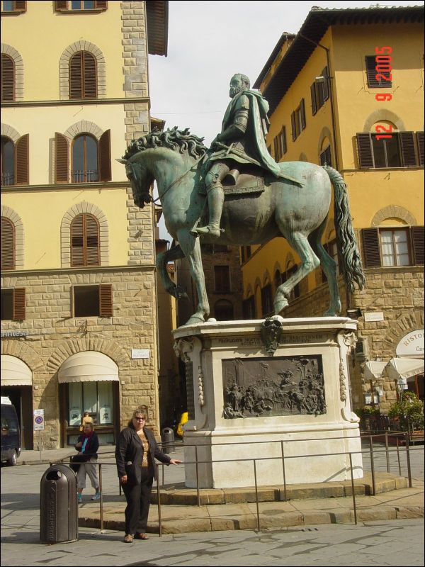 Cosimo I dei Medici by Giambologna