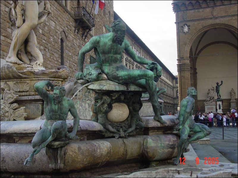 Piazza della Signoria - Fountain of Neptune